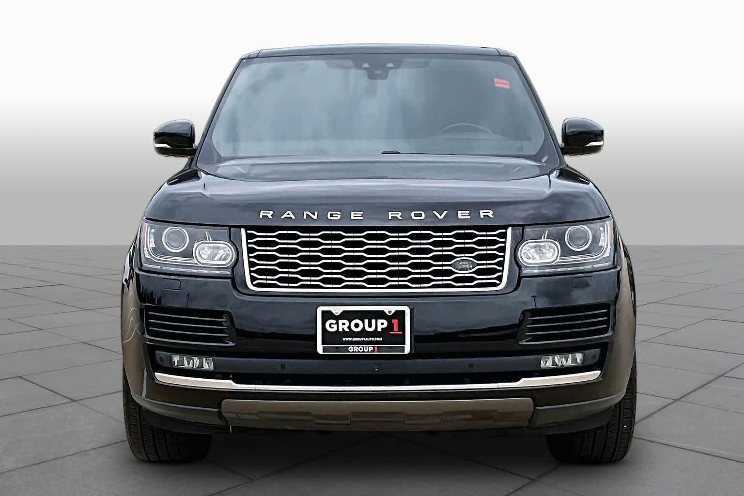Used 2017 Land Rover Range Rover HSE AWD/4WD image 4