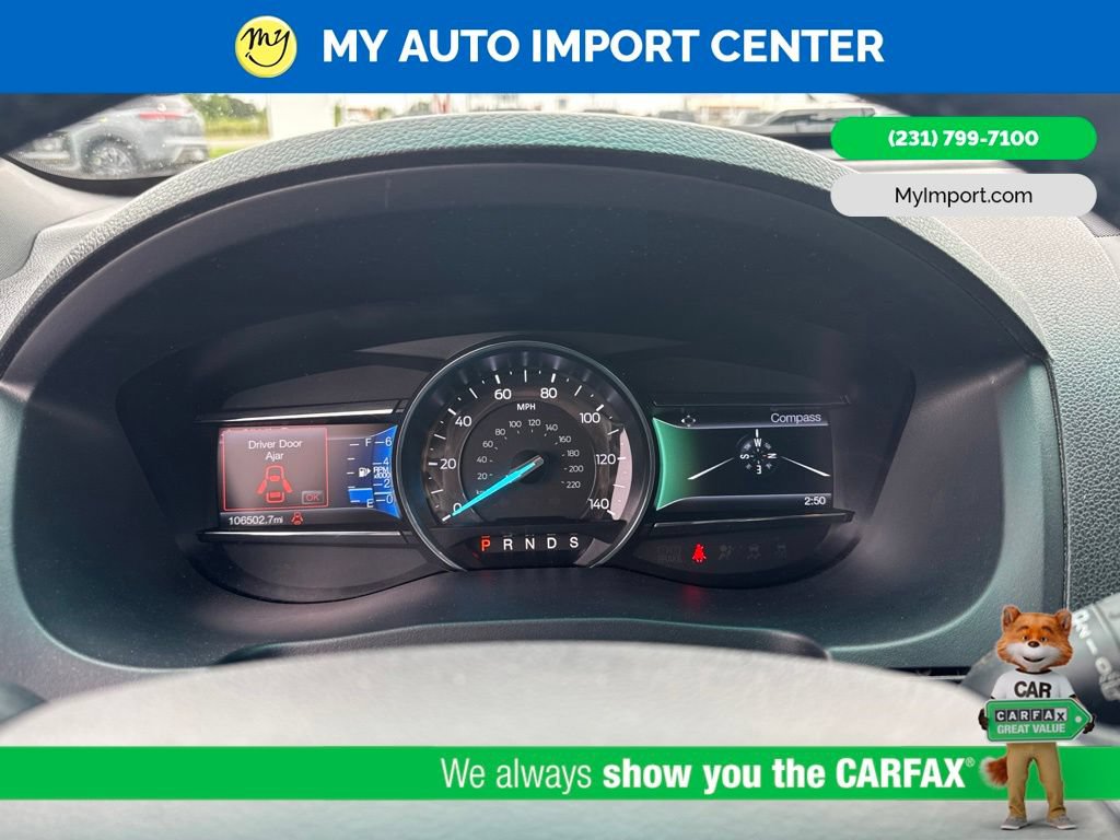 Used 2017 Ford Explorer XLT w/ Equipment Group 202A AWD/4WD image 18