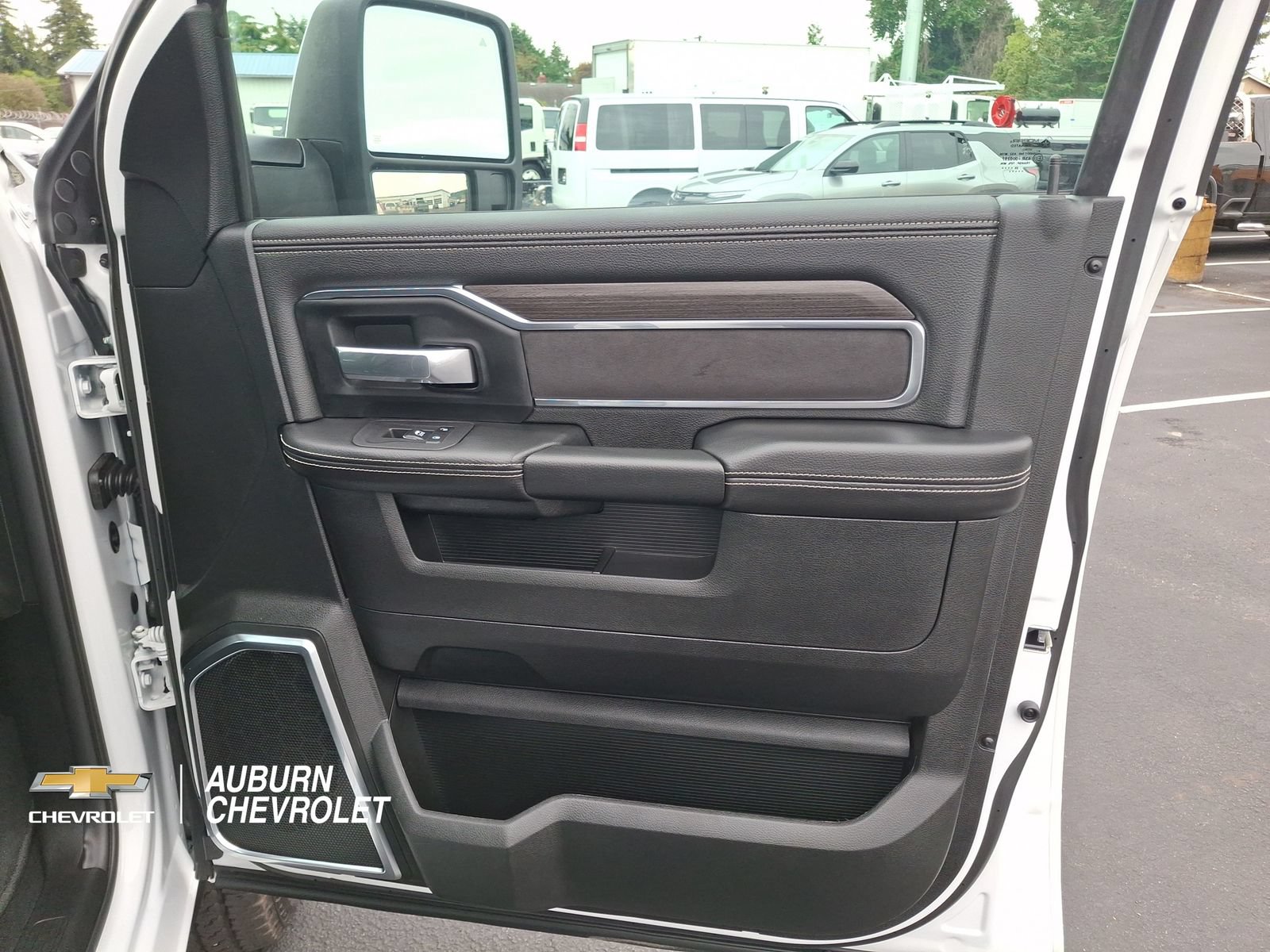 Used 2026 RAM 2500 Laramie AWD/4WD image 20