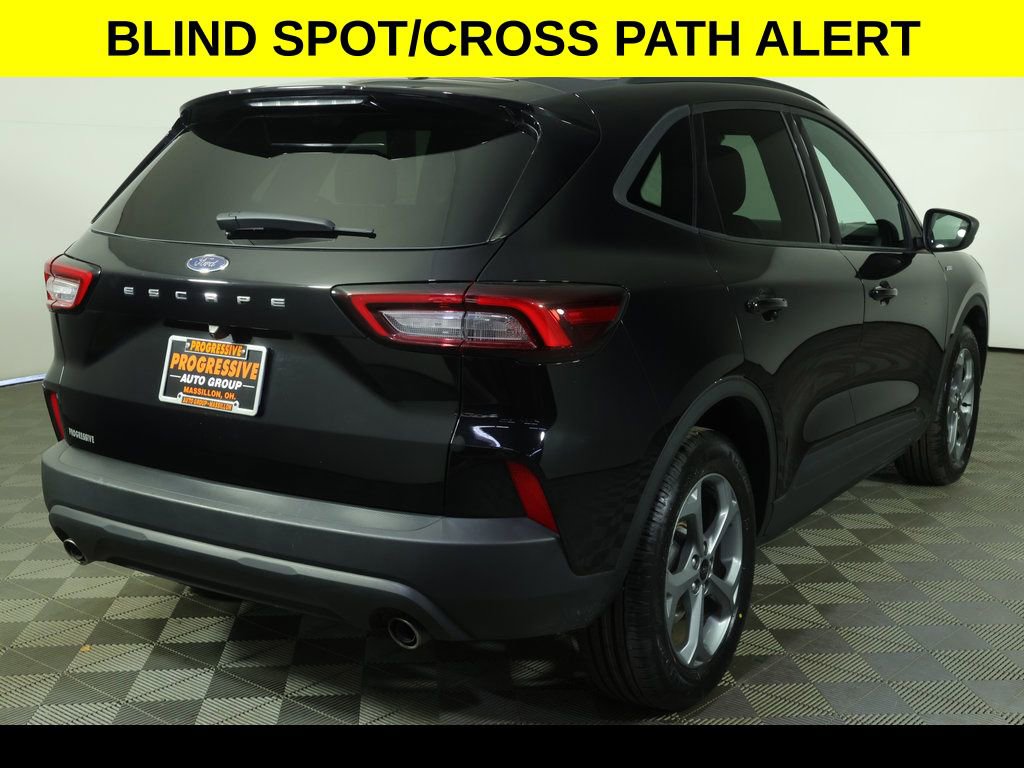 Used 2025 Ford Escape ST-Line FWD image 6