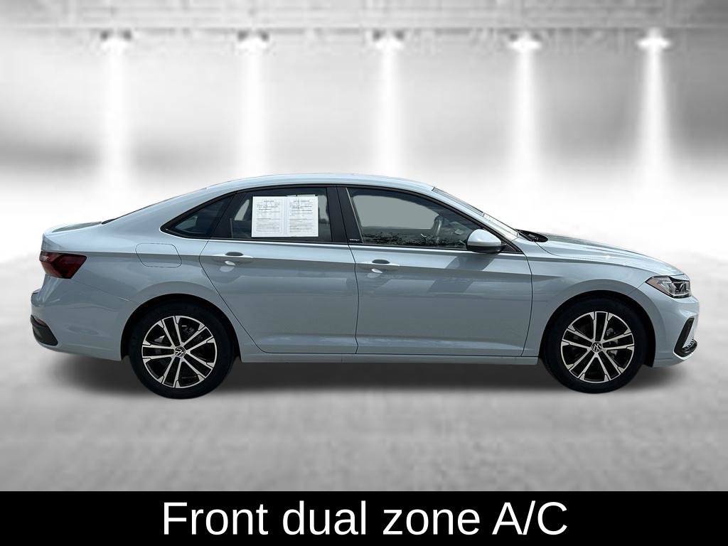 Certified 2026 Volkswagen Jetta Sport FWD image 4