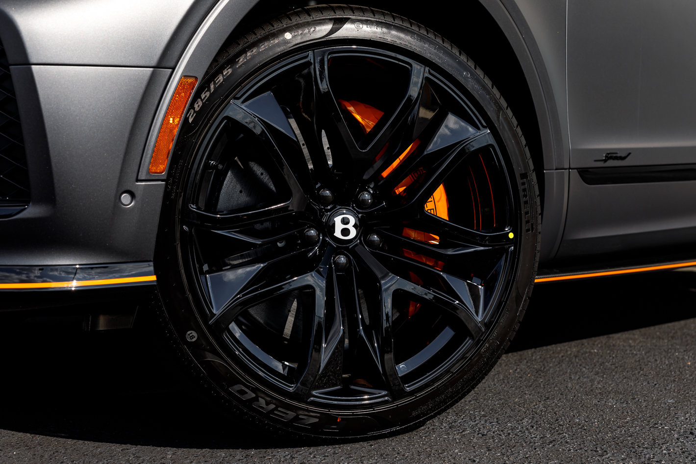 New 2026 Bentley Bentayga Speed image 3