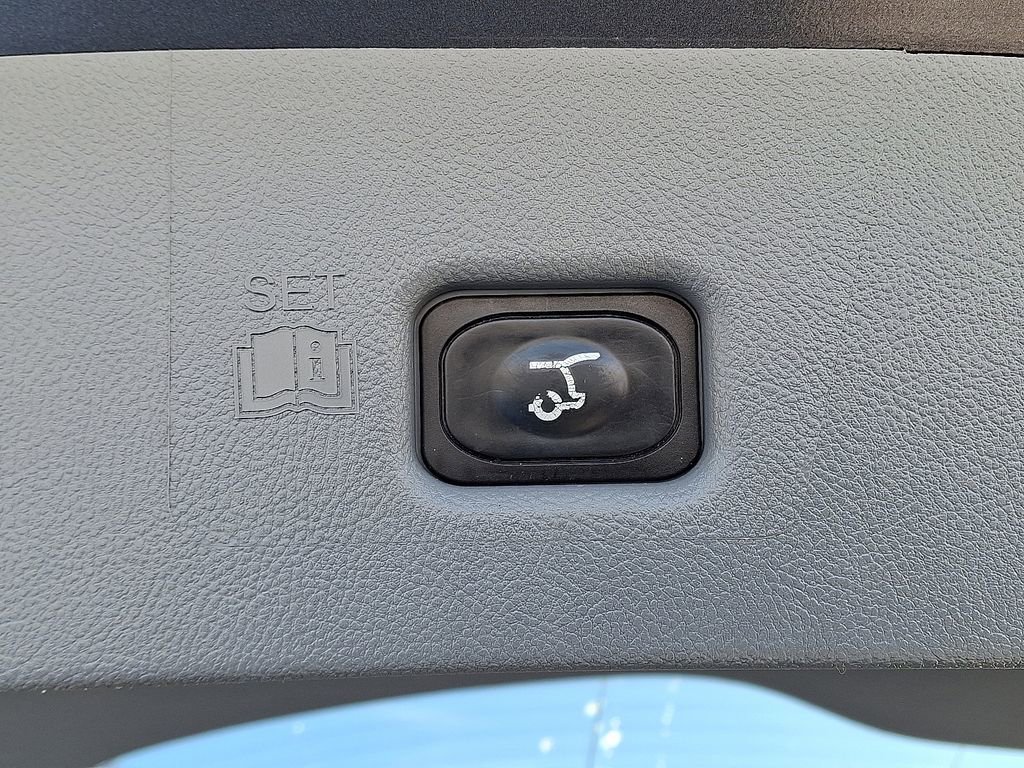 Used 2022 Lincoln Nautilus Reserve image 30