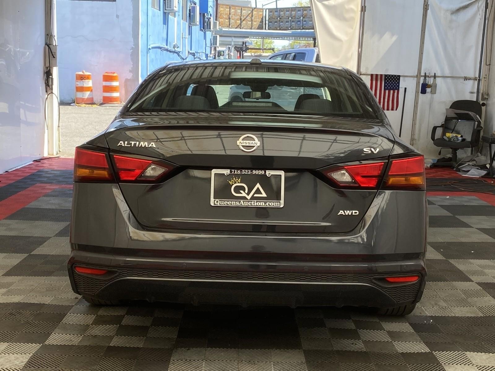 Used 2021 Nissan Altima 2.5 SV FWD image 5