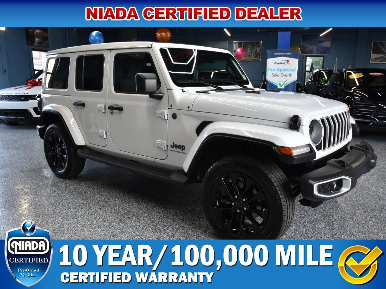 Used 2025 Jeep Wrangler Unlimited Sahara w/ Safety Group AWD/4WD image 1