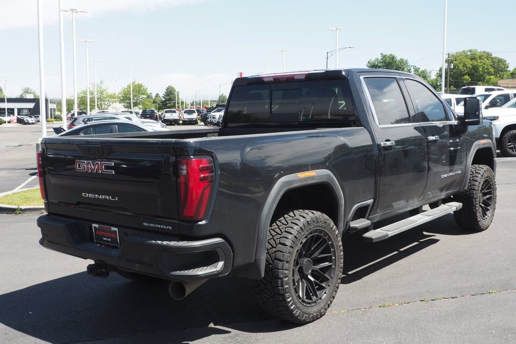 Used 2025 GMC Sierra 3500 Denali w/ Technology Package AWD/4WD image 7