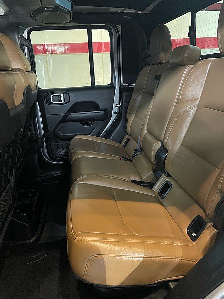Used 2020 Jeep Gladiator Rubicon AWD/4WD image 21