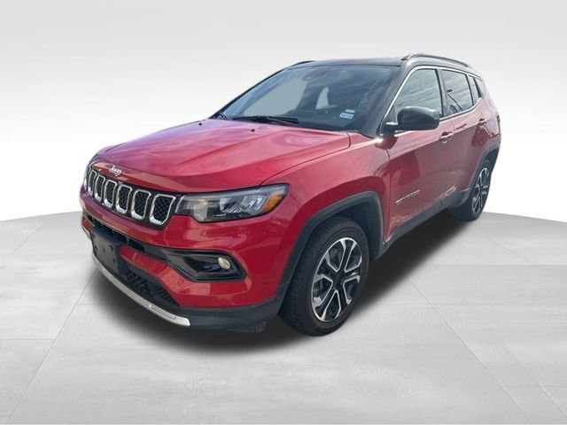 Used 2024 Jeep Compass Limited image 3