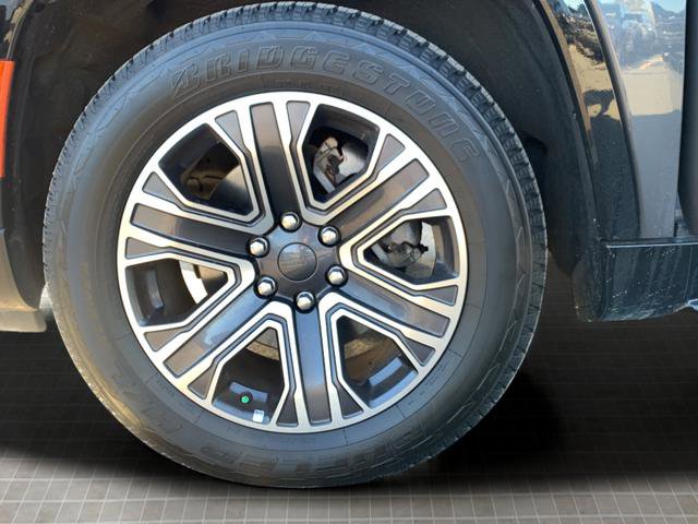 Used 2024 Jeep Wagoneer Series II w/ Flexible Seating Group image 56