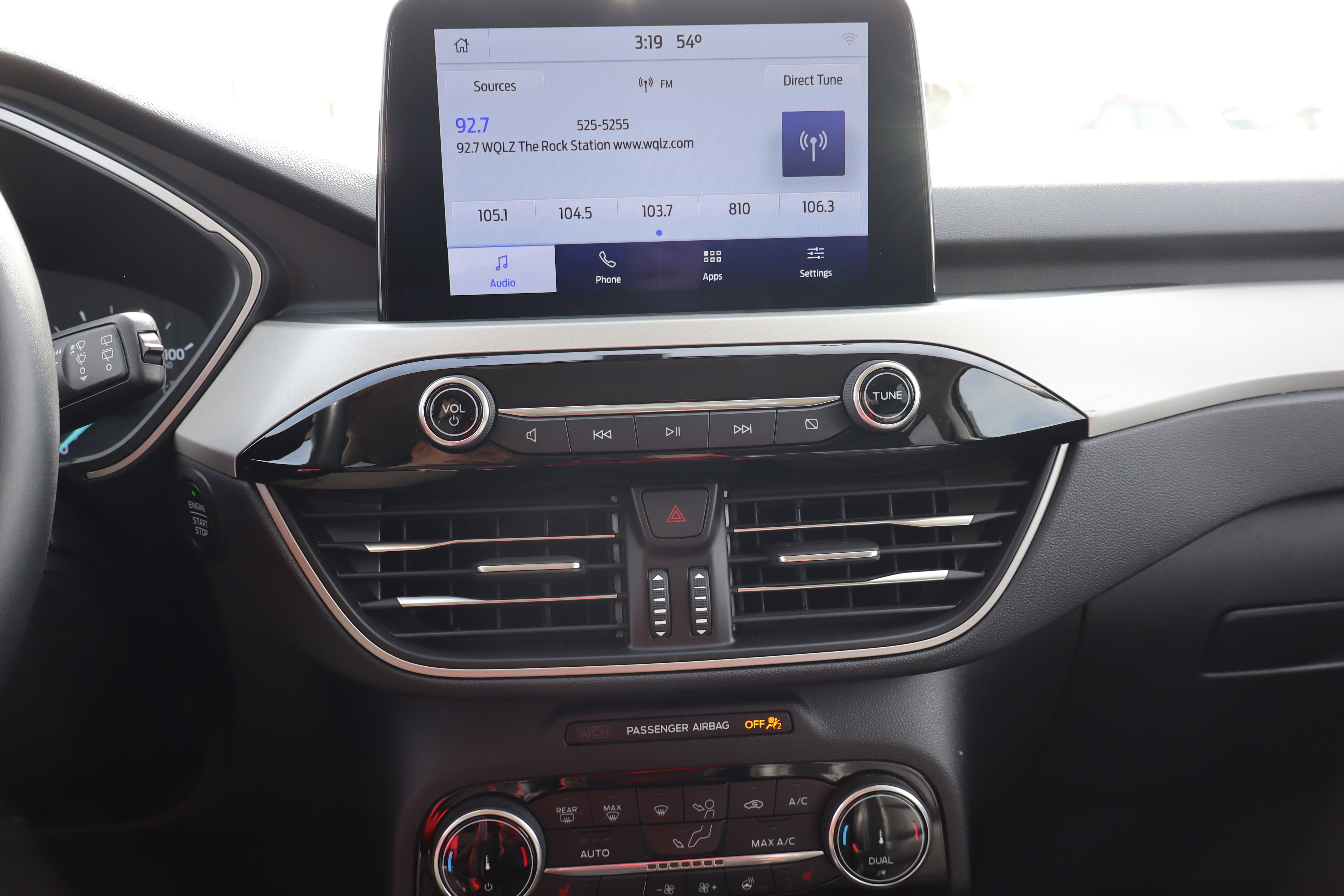 Used 2022 Ford Escape SEL image 19