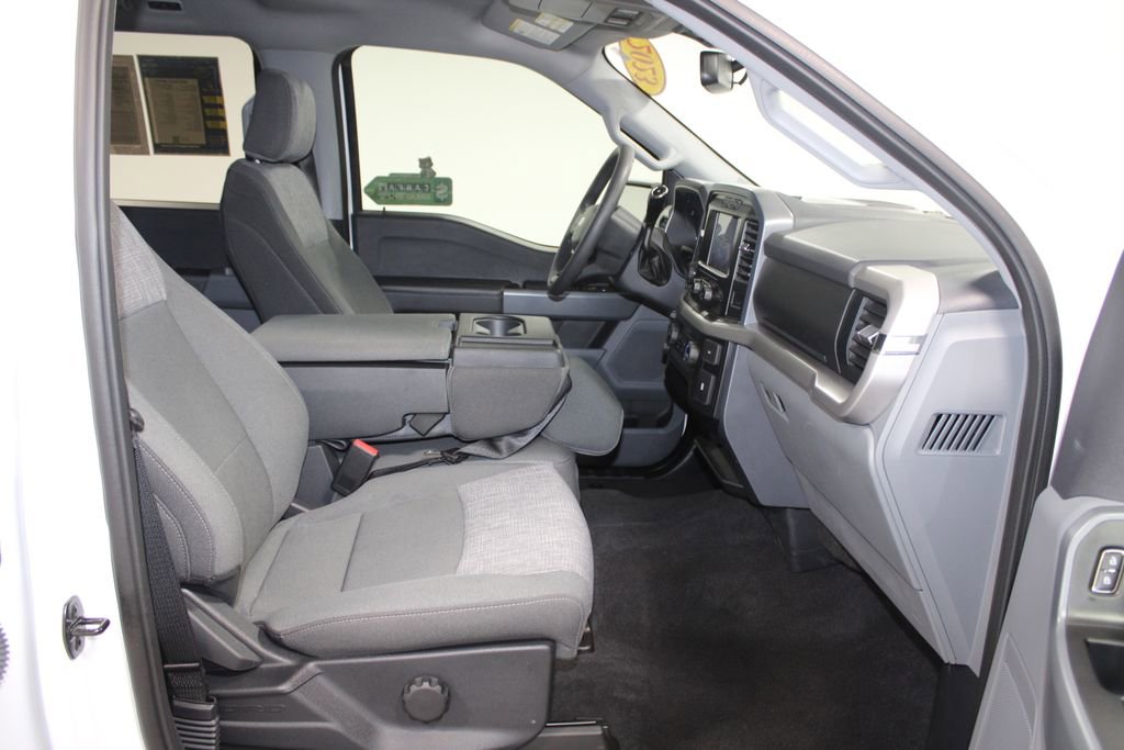Used 2023 Ford F150 XLT w/ Trailer Tow Package image 27