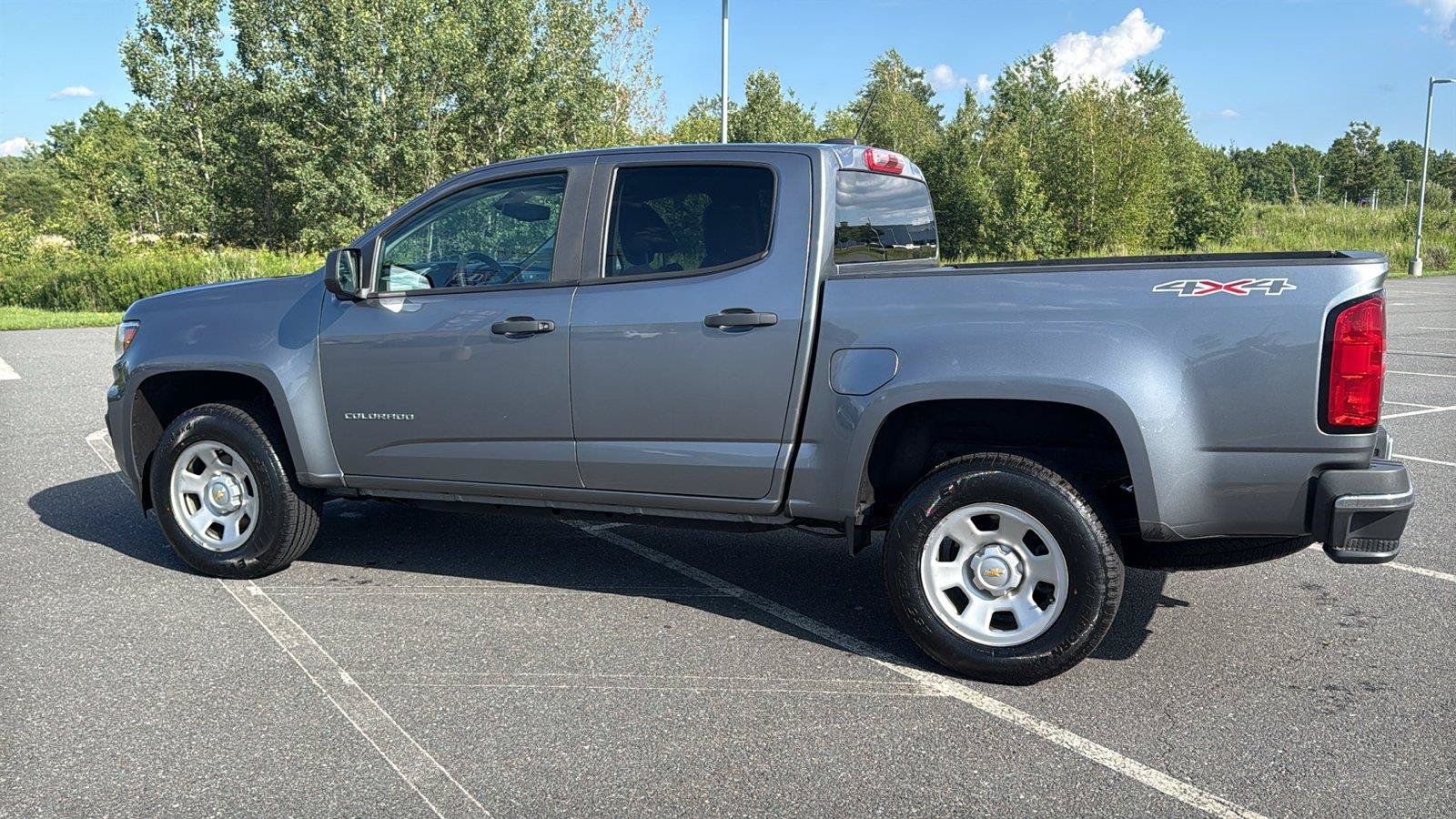 Used 2021 Chevrolet Colorado W/T w/ WT Convenience Package AWD/4WD image 11