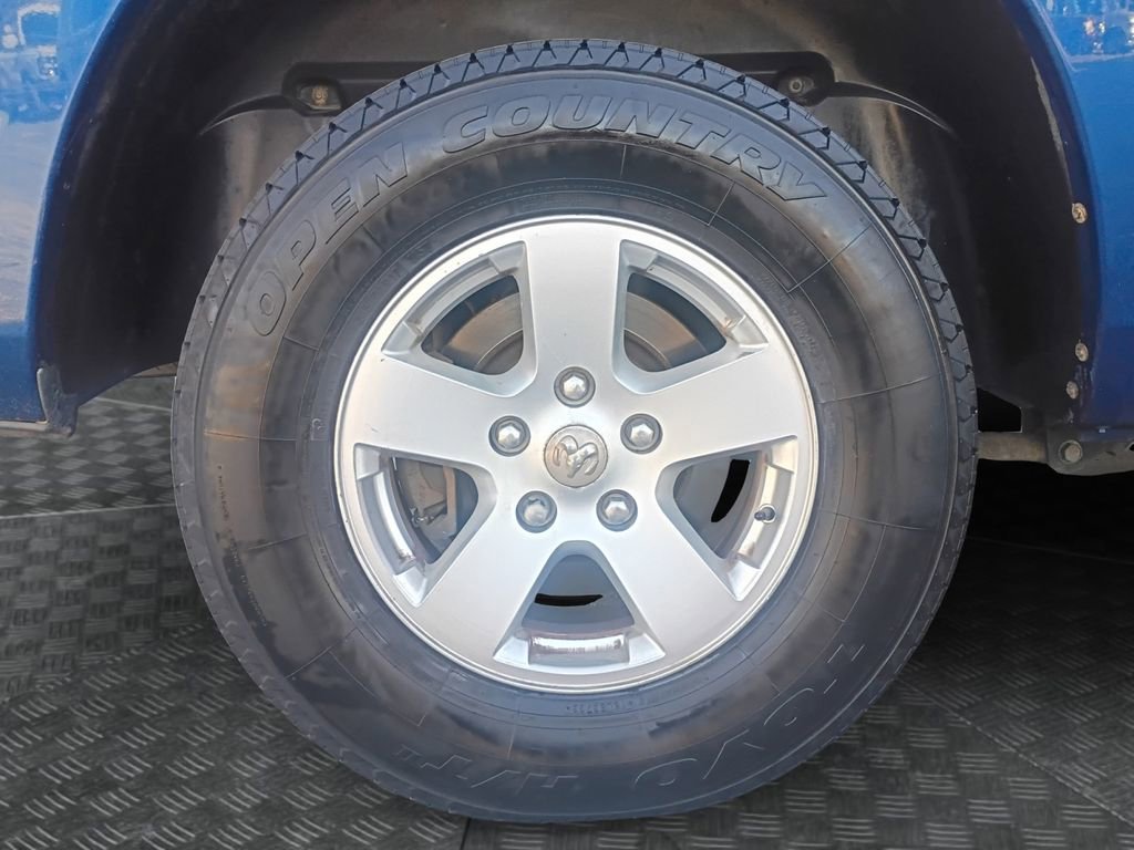 Used 2011 RAM 1500 Classic SLT image 23