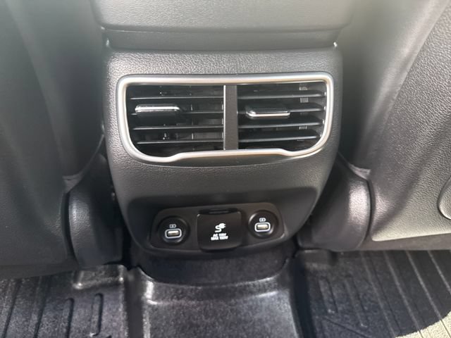 Used 2023 Hyundai Santa Fe Calligraphy AWD/4WD image 24