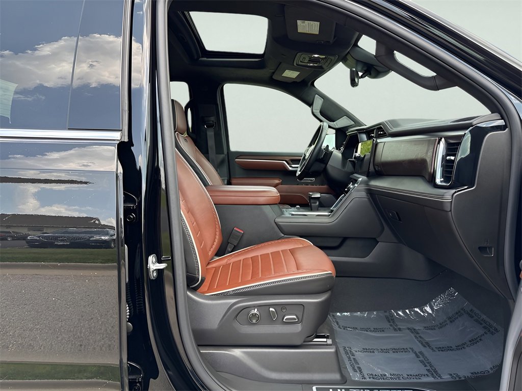 Used 2024 GMC Sierra 1500 Denali Ultimate image 11