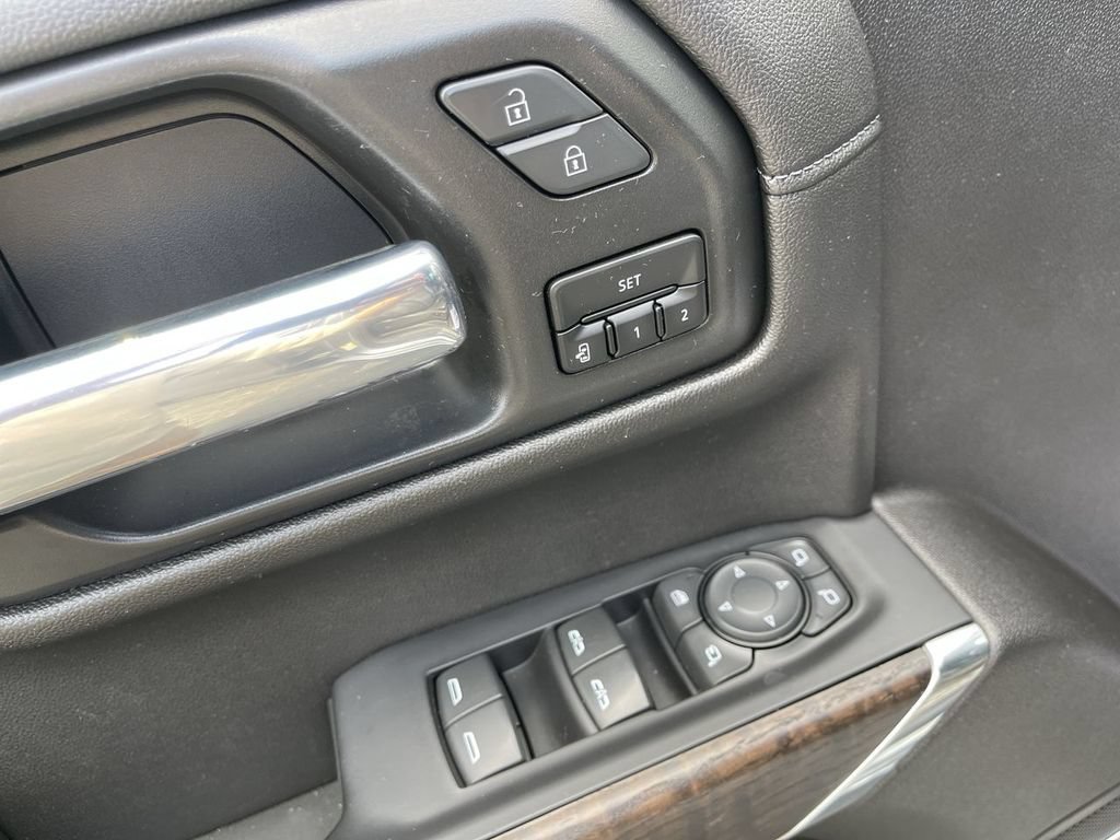 Used 2021 GMC Sierra 1500 Denali w/ Driver Alert Package II AWD/4WD image 13