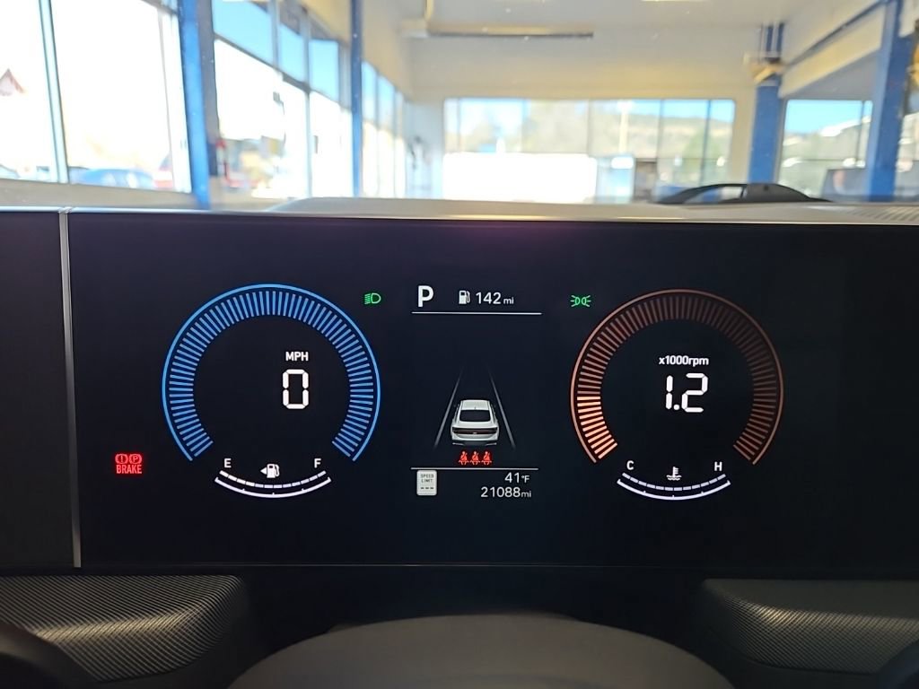 Used 2025 Hyundai Sonata SEL image 21