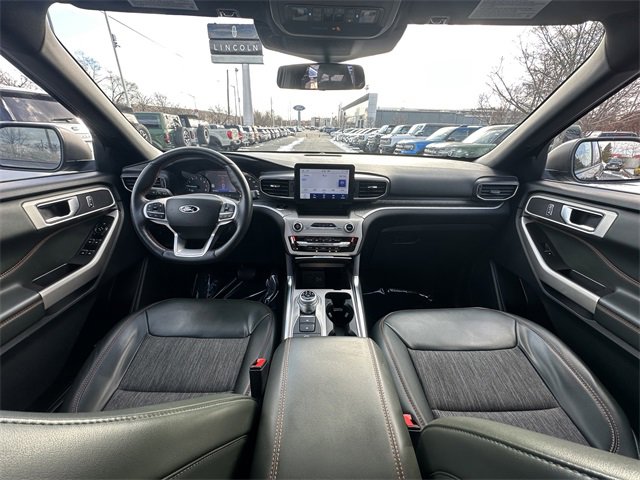 Certified 2022 Ford Explorer Timberline image 3