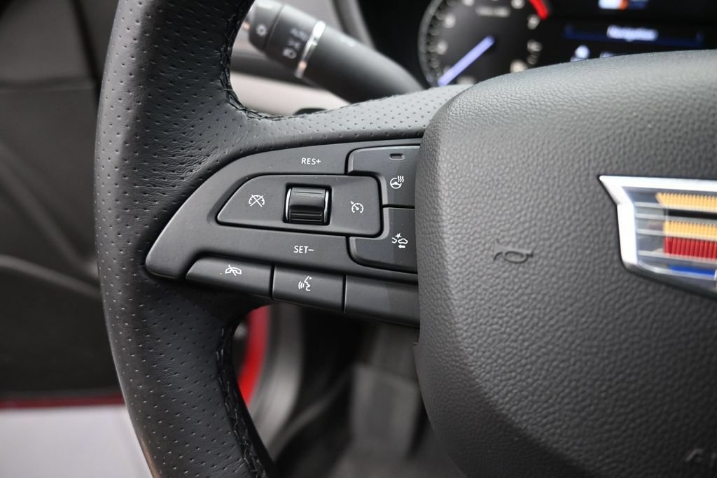 Used 2019 Cadillac XT4 Sport FWD image 3