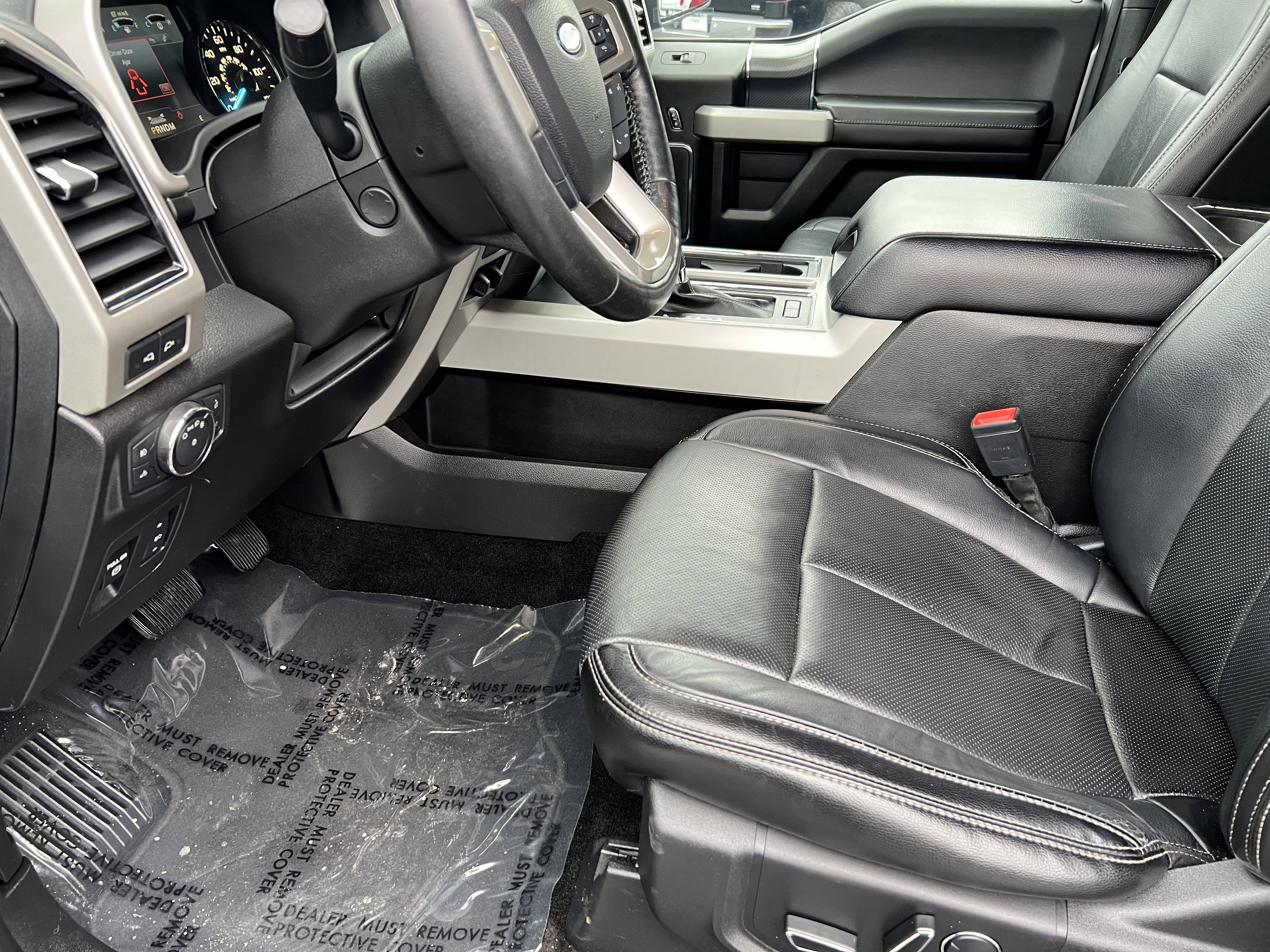 Used 2018 Ford F150 Lariat w/ Equipment Group 502A Luxury image 14