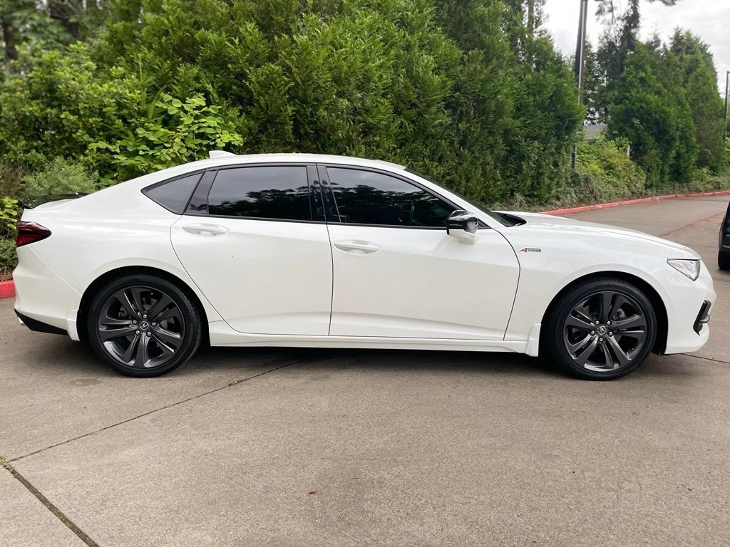 Used 2022 Acura TLX w/ A-SPEC Pkg FWD image 3
