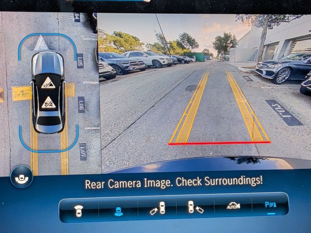 Used 2025 Mercedes-Benz C 300 4MATIC Sedan image 11