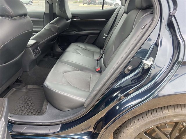 Used 2021 Toyota Camry XSE image 9