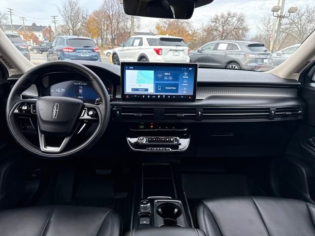 Certified 2024 Lincoln Corsair AWD w/ Equipment Group 101A image 16