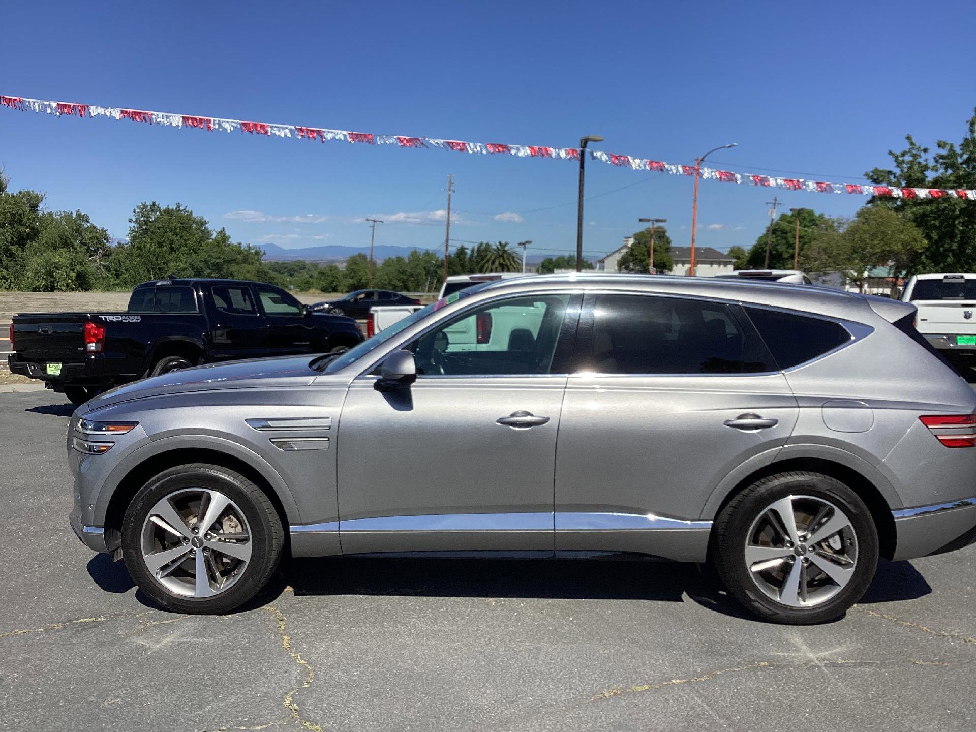 Used 2023 Genesis GV80 2.5T w/ Advanced Package AWD/4WD image 6