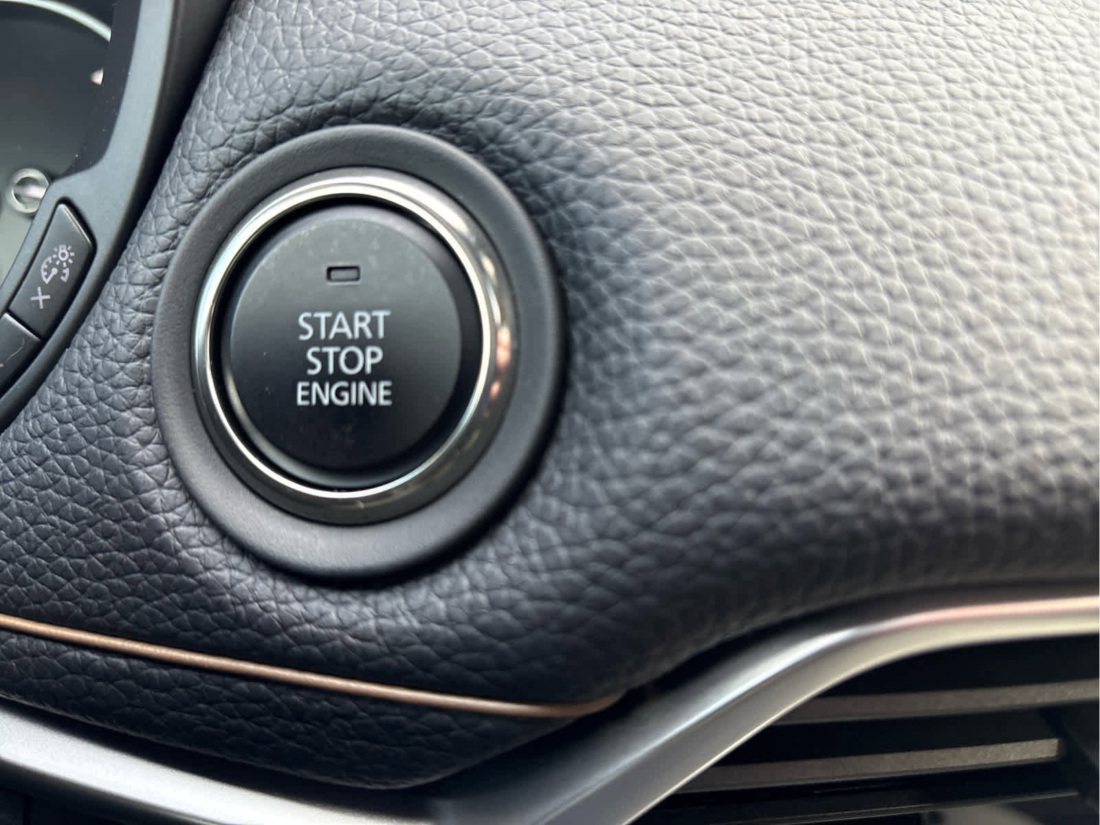 Used 2025 MAZDA CX-90 3.3 Turbo w/ Preferred Package image 11