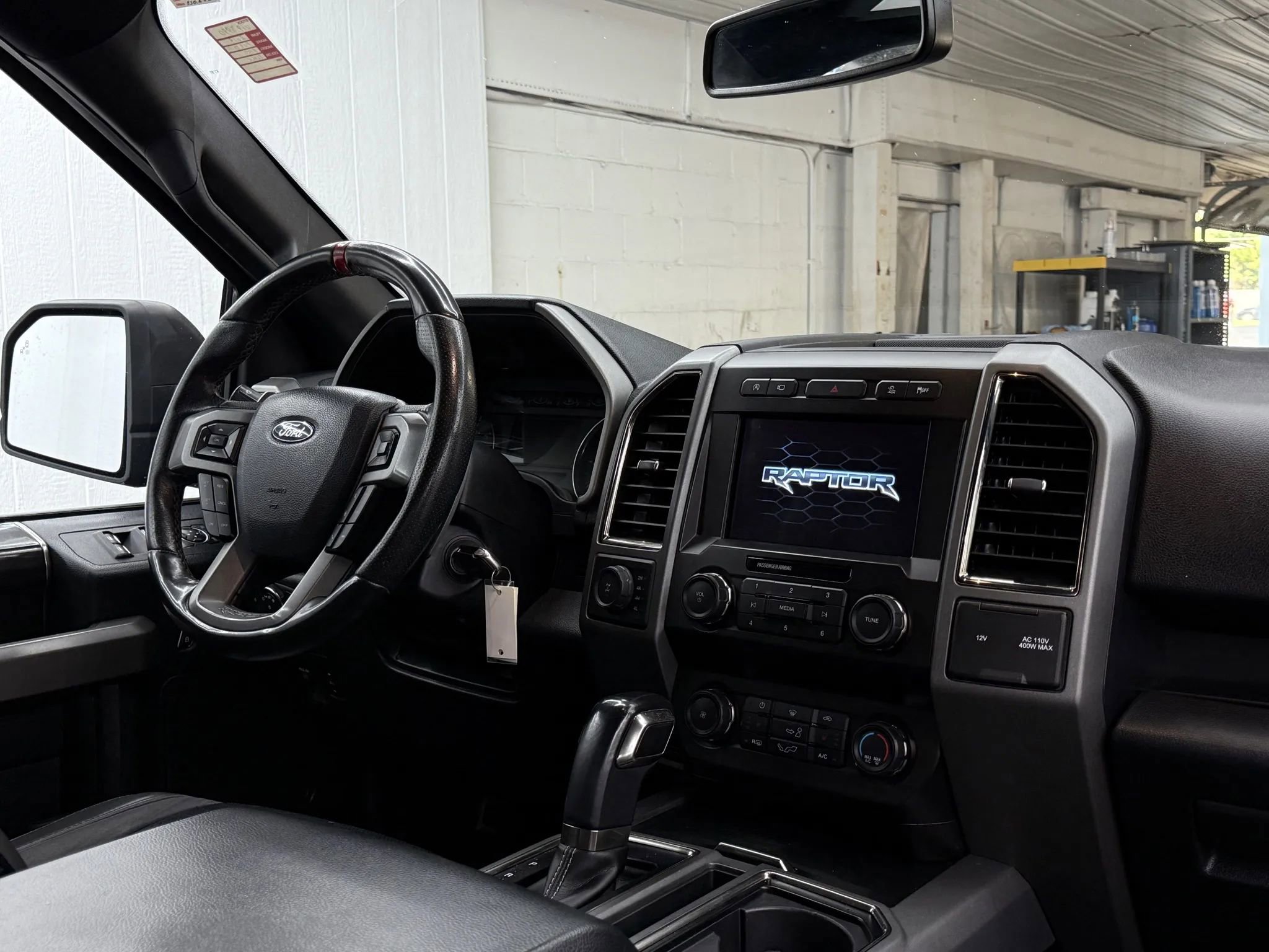 Used 2019 Ford F150 Raptor w/ Equipment Group 801A Mid image 12