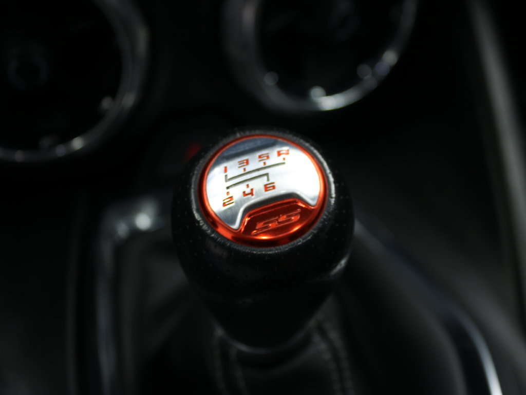 Used 2019 Chevrolet Camaro SS RWD image 22