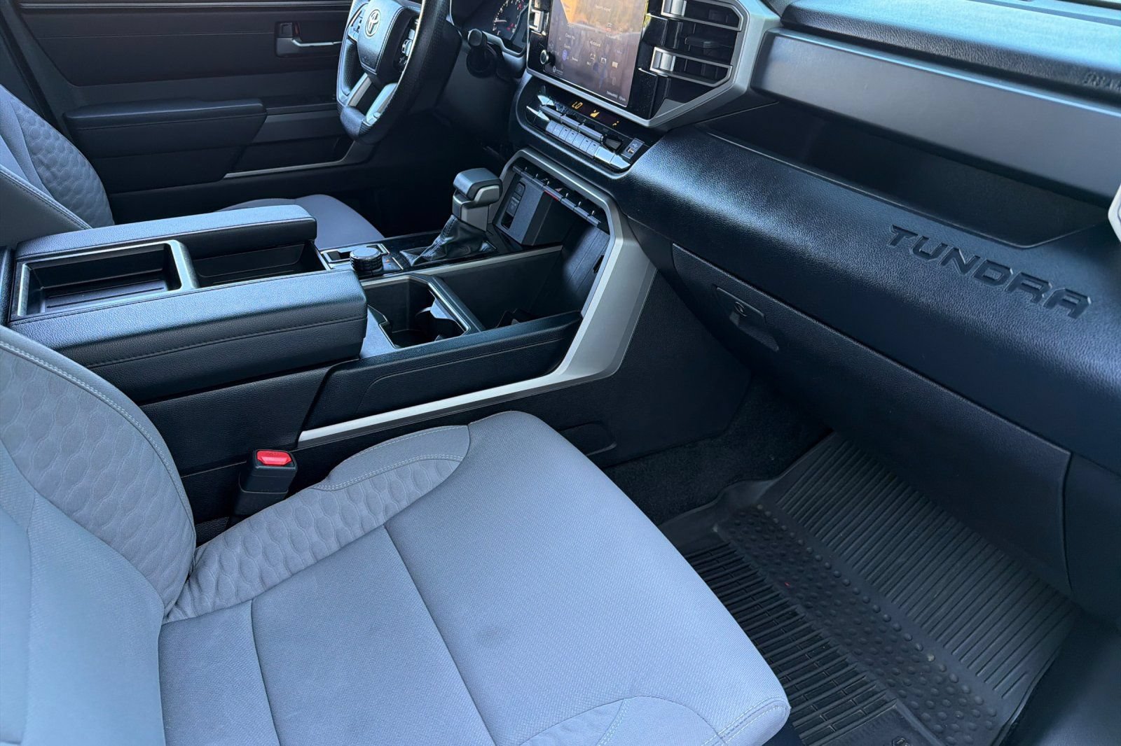 Used 2024 Toyota Tundra SR5 w/ SR5 Convenience Package AWD/4WD image 14