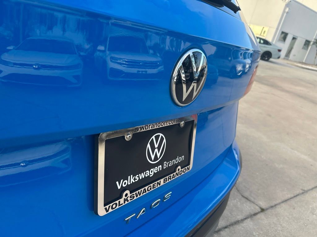 Used 2023 Volkswagen Taos SE w/ Panoramic Sunroof Package image 24