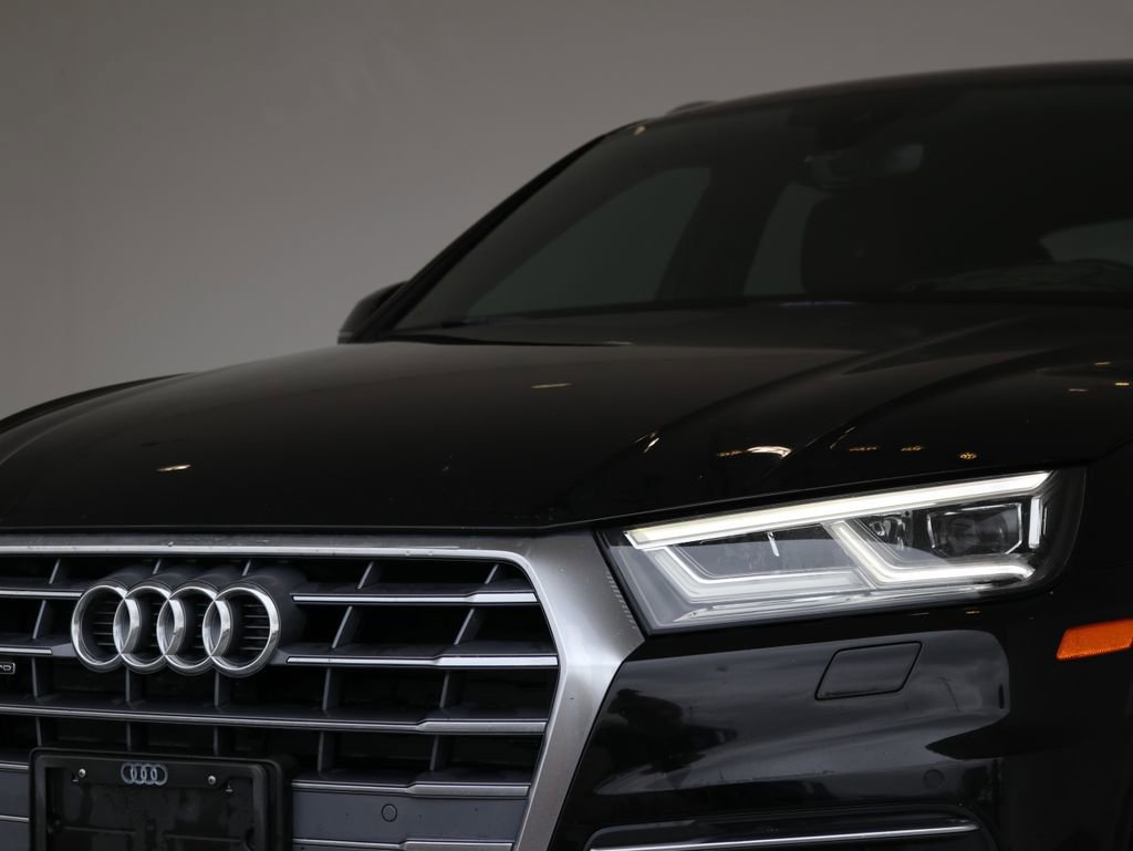 Used 2019 Audi Q5 2.0T Premium Plus w/ Premium Plus Package AWD/4WD image 11