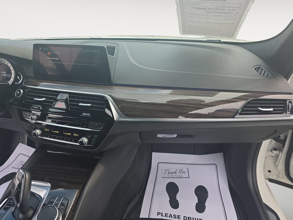 Used 2018 BMW 530e RWD image 10