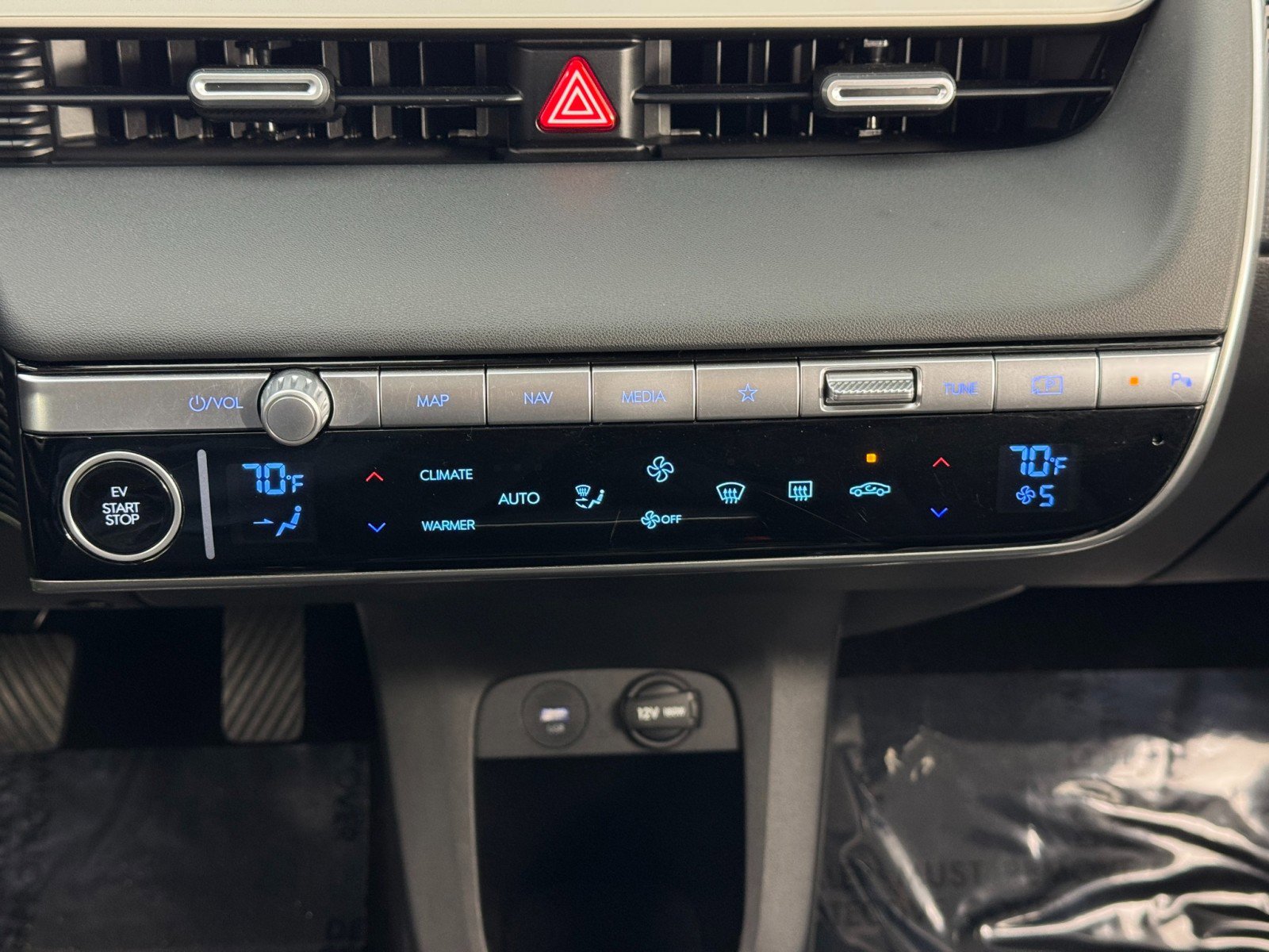 Used 2024 Hyundai Ioniq 5 SEL image 27