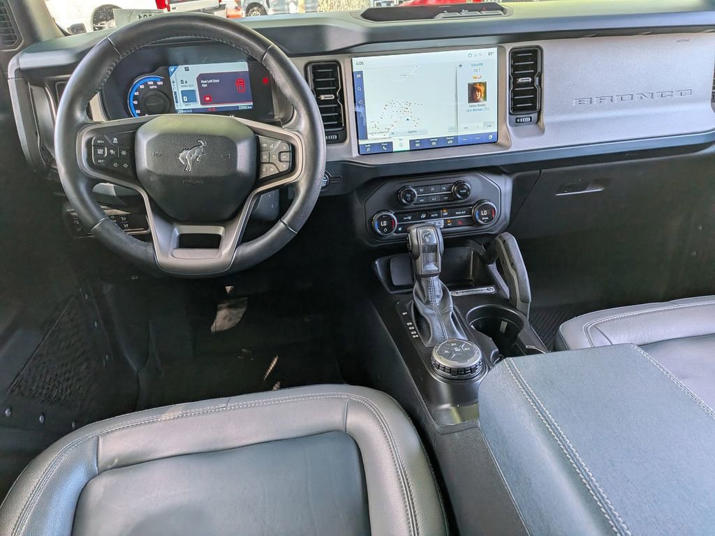 Used 2024 Ford Bronco Outer Banks image 35
