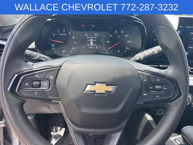 Used 2024 Chevrolet Trax LS w/ LS Convenience Package FWD image 15
