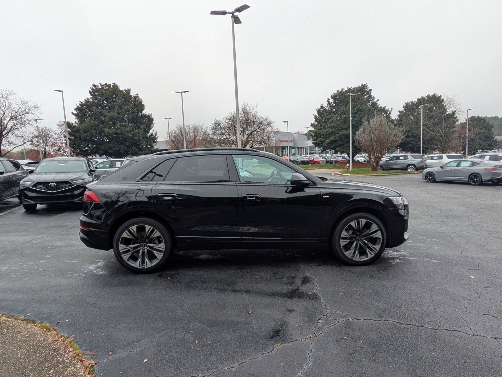 Used 2025 Audi Q8 Prestige w/ Prestige Package image 4