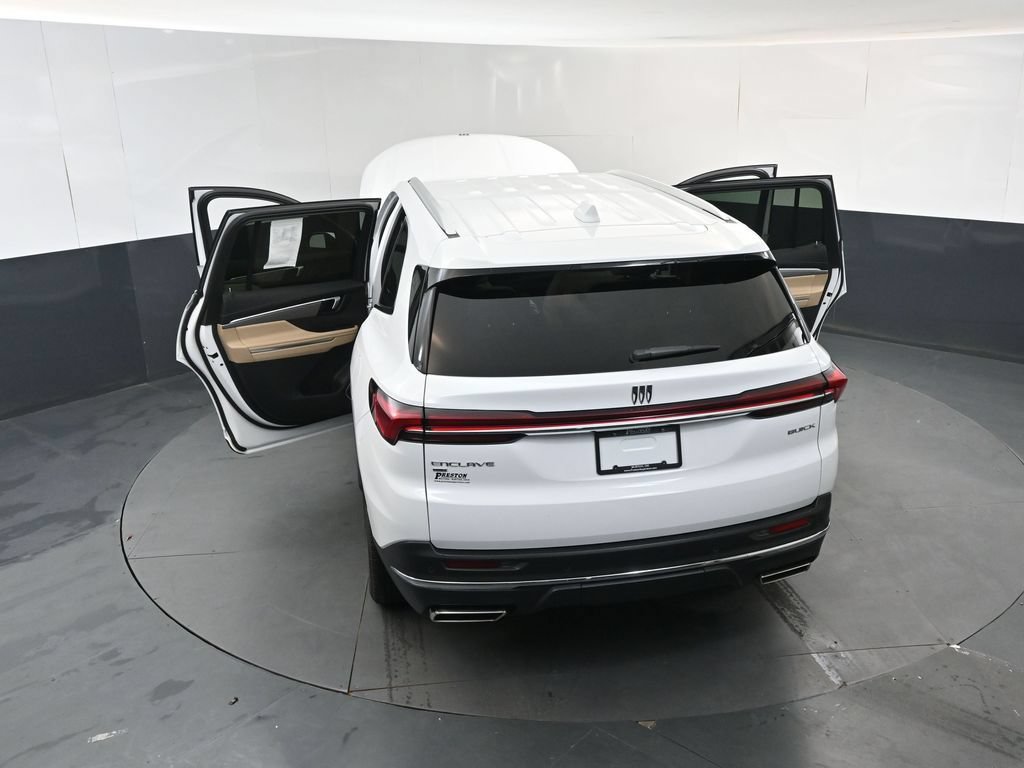 Used 2026 Buick Enclave Preferred AWD/4WD image 18