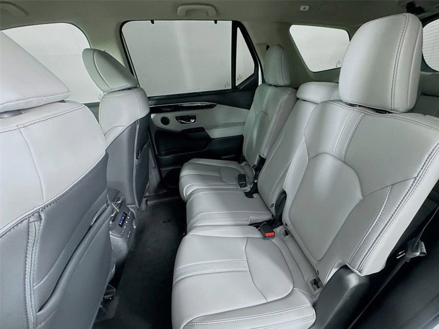 Certified 2025 Honda Pilot EX-L image 33