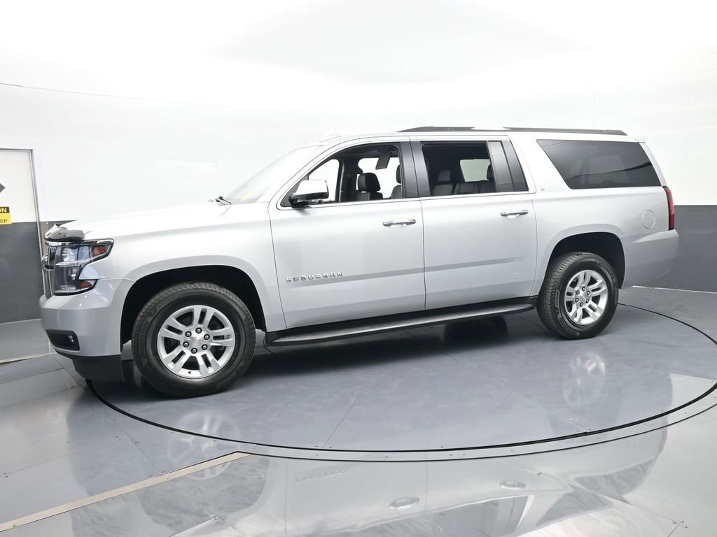 Used 2018 Chevrolet Suburban LT image 2