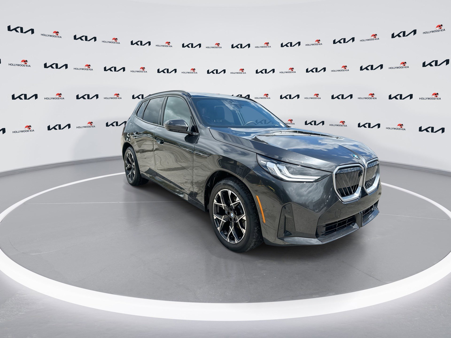 Used 2025 BMW X3 xDrive30i image 2