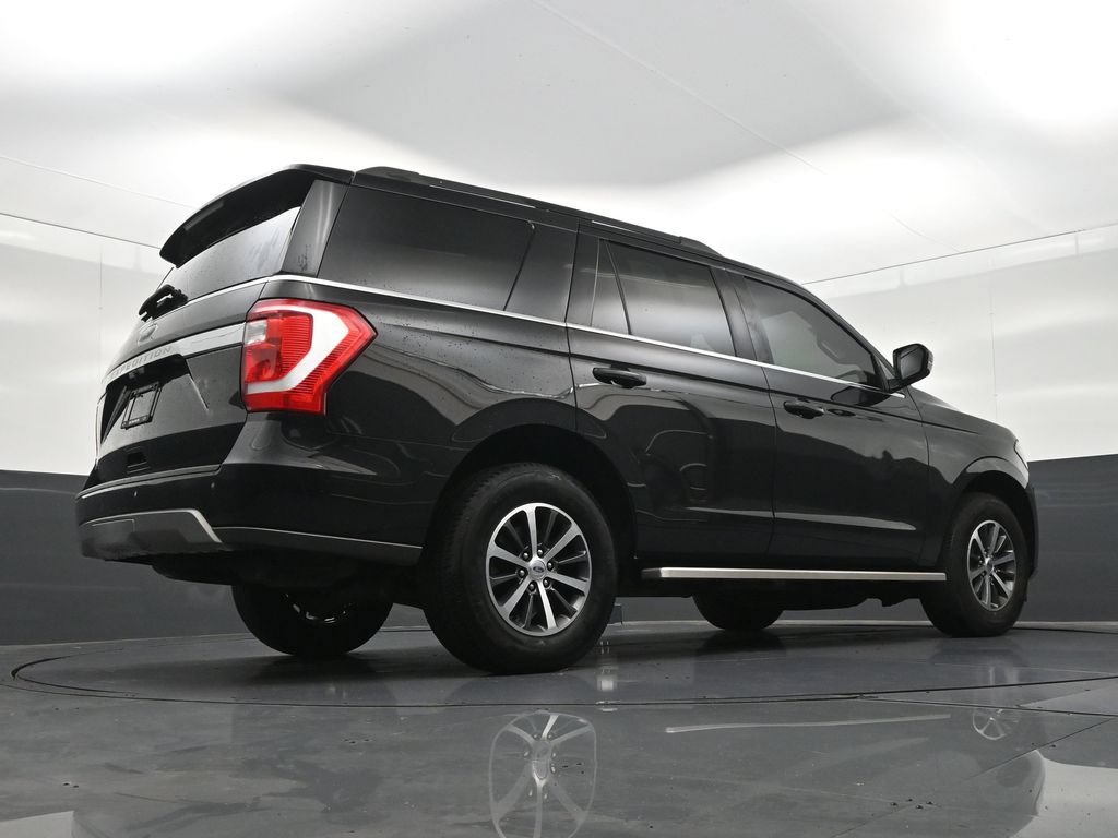 Used 2020 Ford Expedition XLT w/ Equipment Group 201A RWD image 27