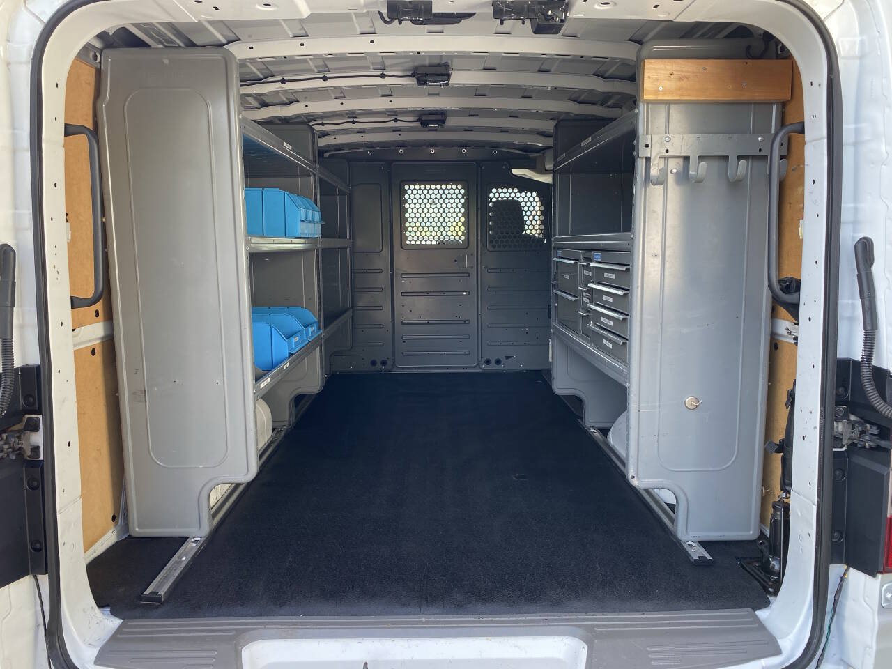 Used 2016 Nissan NV 2500 SV RWD image 15