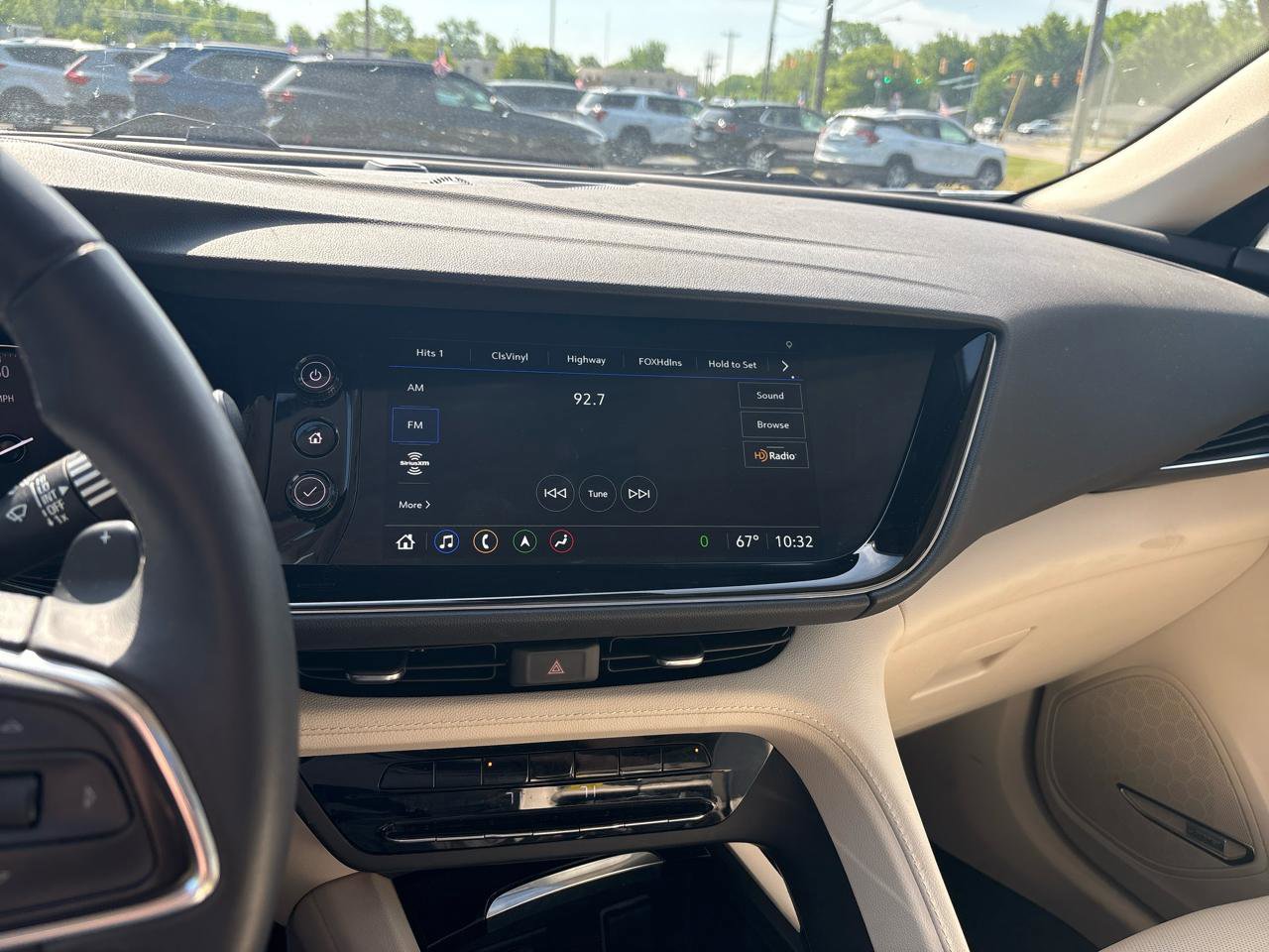 Used 2023 Buick Envision Avenir AWD/4WD image 18