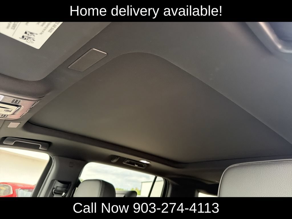 Used 2026 GMC Yukon XL Denali w/ Denali Reserve Package AWD/4WD image 26