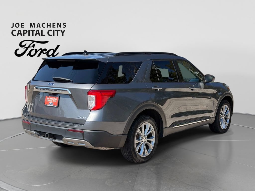 Used 2023 Ford Explorer XLT w/ Equipment Group 202A AWD/4WD image 5