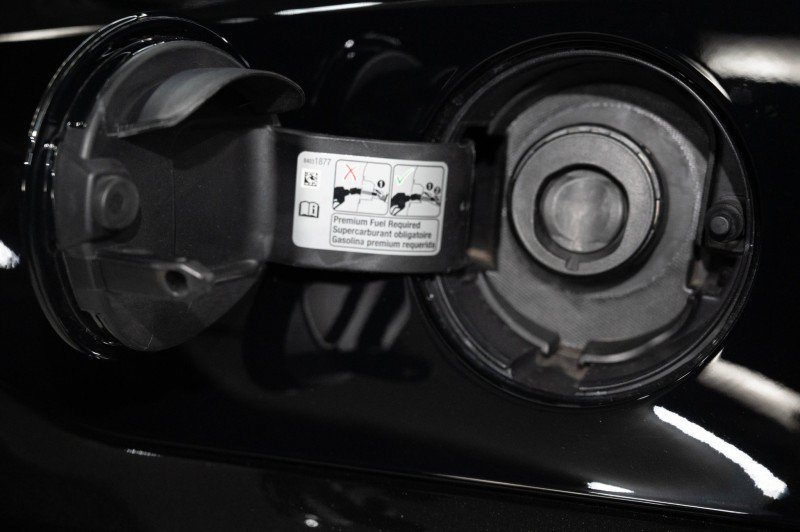 Used 2024 Chevrolet Corvette Z06 RWD image 25